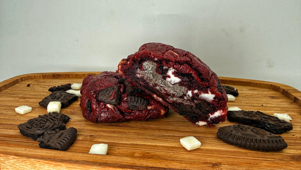 Red Velvet Oreo Cheesecake - *LIMITED TIME FLAVOR*